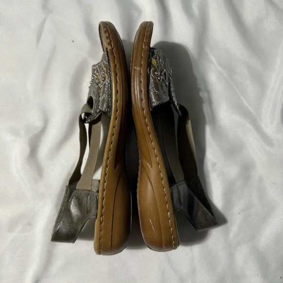 Rieker Metallic Silver Sandals Ankle Trap  size 5 1/2 - Picture 5 of 13